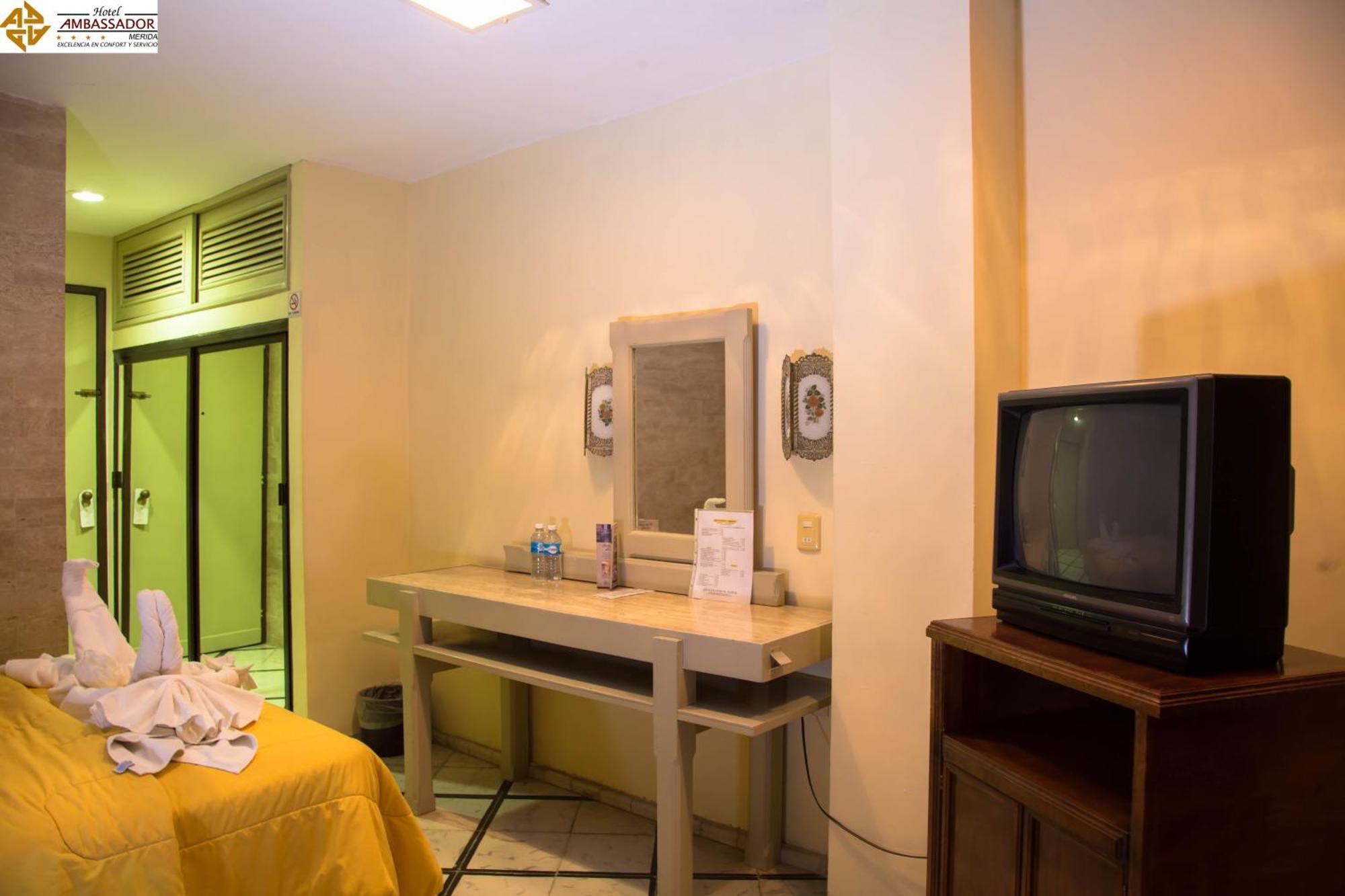 Hotel Ambassador Merida Phòng bức ảnh